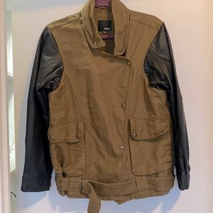 Wilfred free jacket. Size small. Linen body, faux leather sleeves. Never worn.